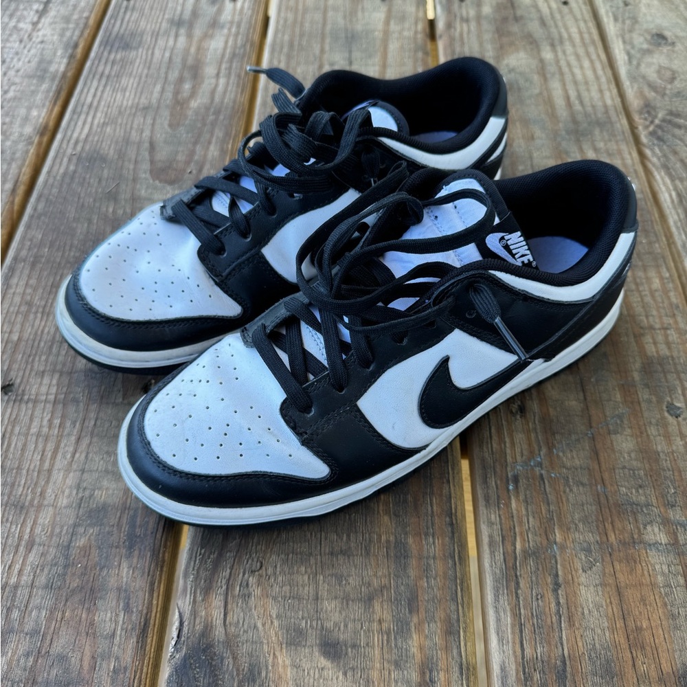 Nike Dunk Low 'Black White'